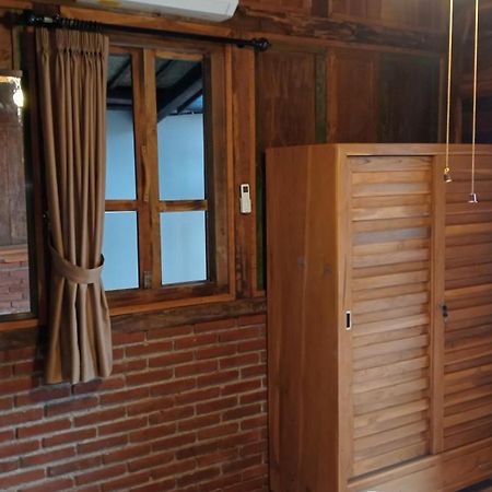 Melasti Villas アメッド エクステリア 写真