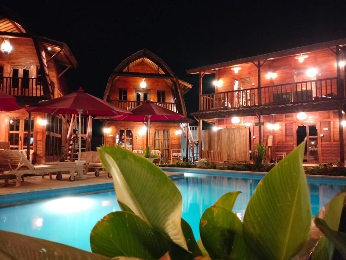 Melasti Villas アメッド エクステリア 写真